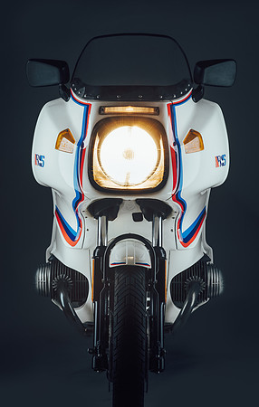 BMW R100RS Motorsport in White (2)