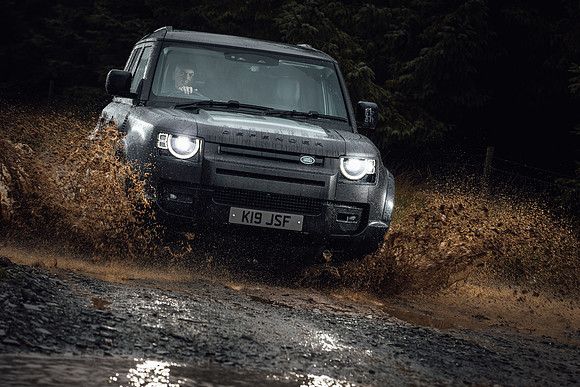 Automotive Photography - Landrover defender 110 in Matt Black driven offroad