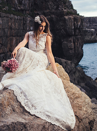 Bridal image on the pembrokeshire coast