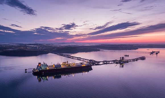 Sunset LNG Tanker at South Hook LNG
