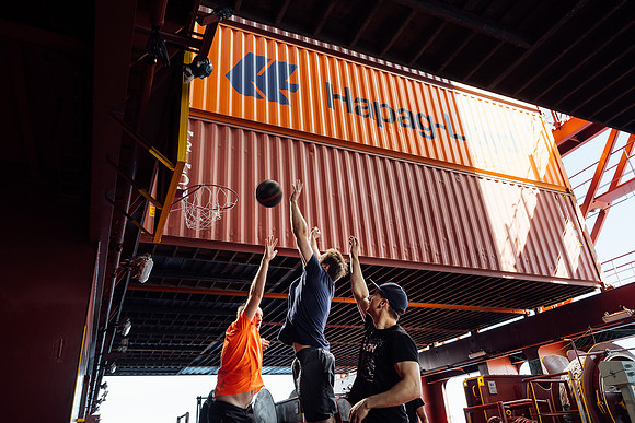 Recreation time for crew onboard a containership