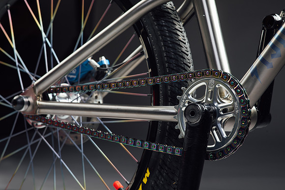 Crank and chain of Machete stunt bicycle