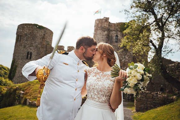 Manorbier castle kiss